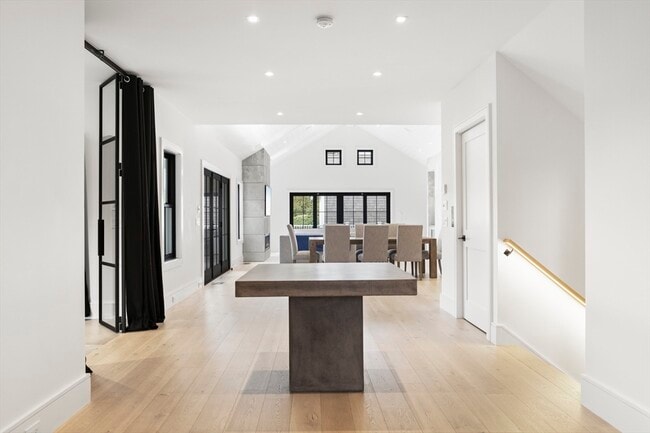 Photo - 3 Old Mill Ct