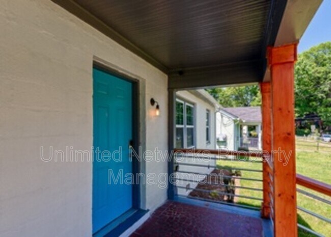 Photo - 151 Lawton St SW