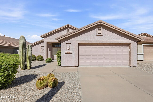 Building Photo - 4626 E Thorn Tree Dr