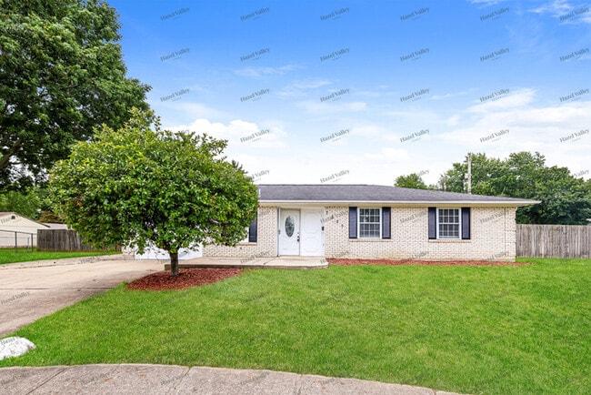 Building Photo - 7500 Shalamar Dr