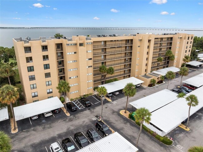 Building Photo - 2617 Cove Cay Dr Unit 711 Rental