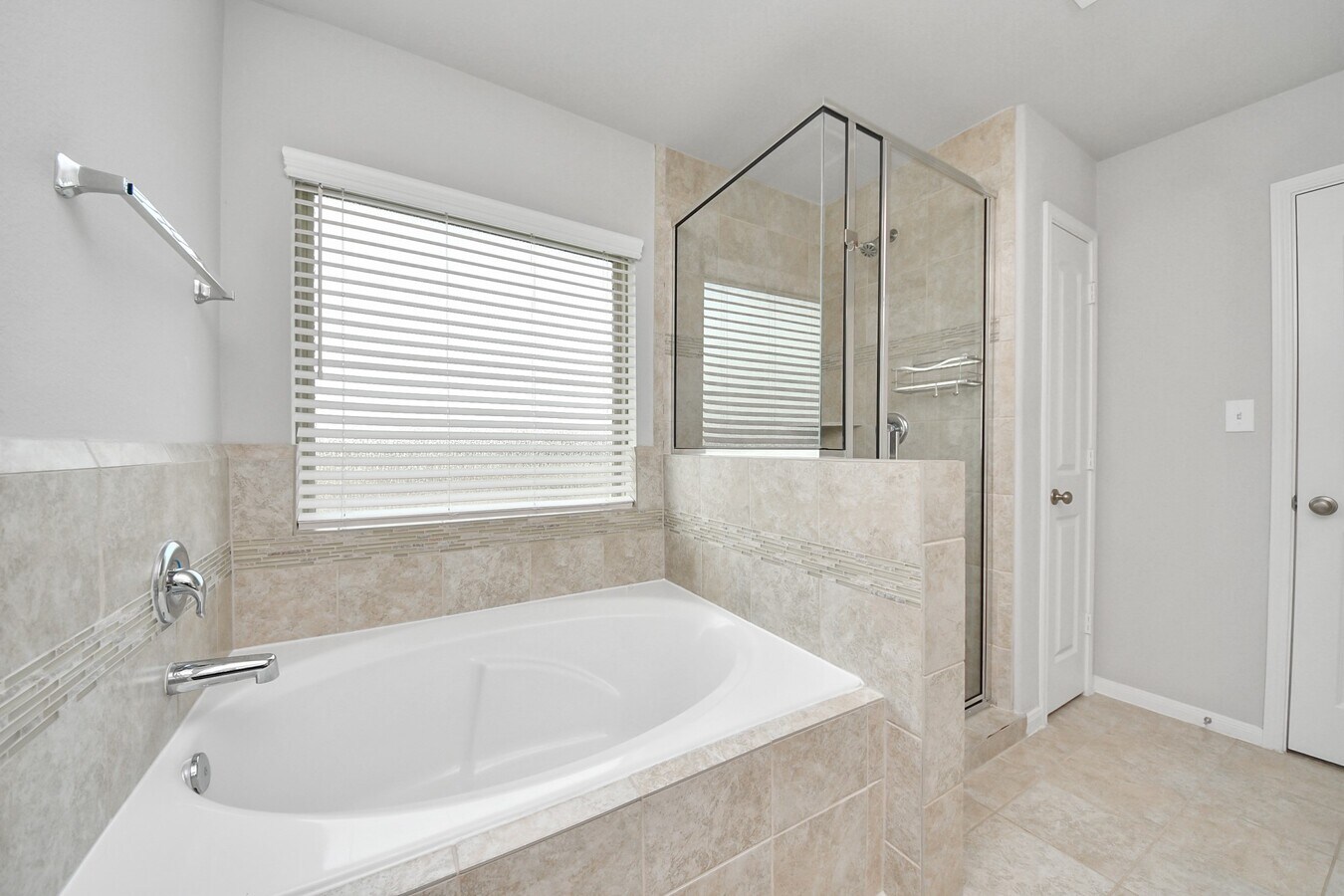 Photo - 2931 Palm Oaks Trail