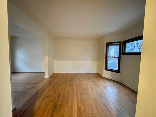 Photo - 652 University Ave Unit 652.5