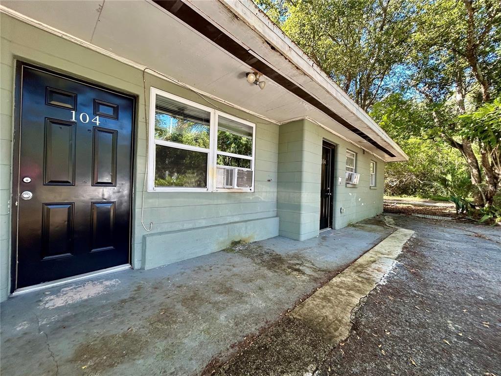 Photo - 104 S Lake Starr Blvd