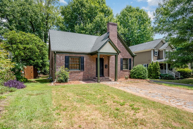 Photo - 2035 Chesterfield Ave Casa