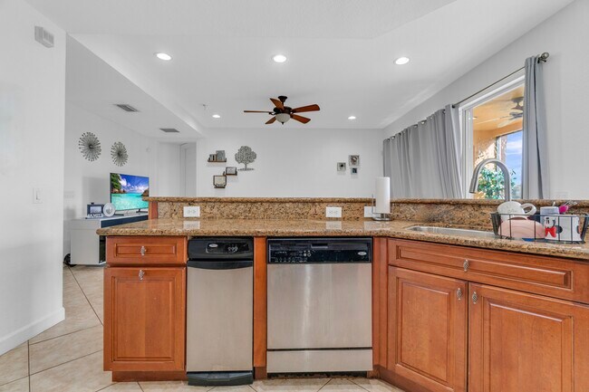 Photo - 8200 NW 128th Ln Unit 40B