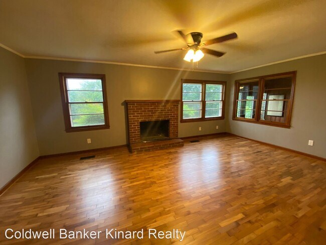 Photo - 3 br, 1 bath House - 227 Newport St