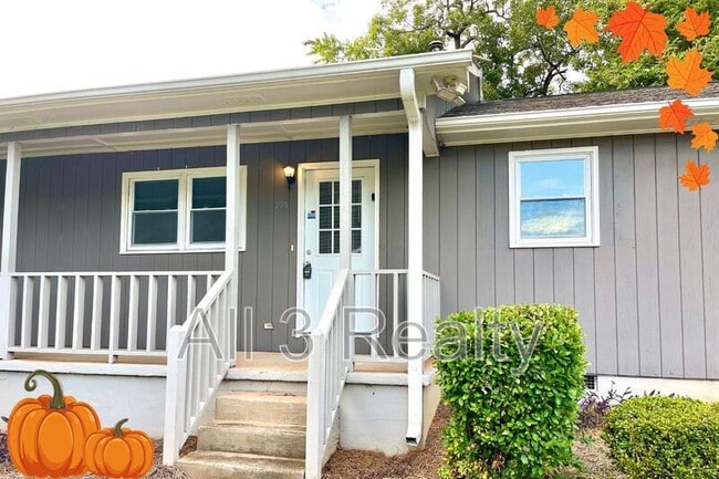 Photo - 295 Rogers St