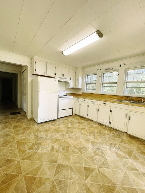 Photo - 804 Reservoir Rd