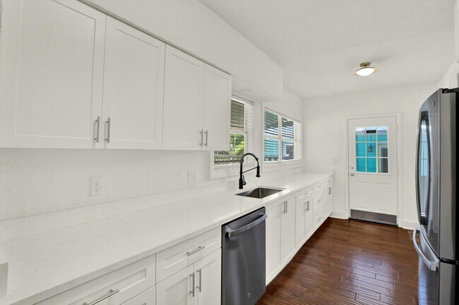 1614 N Osceola Ave