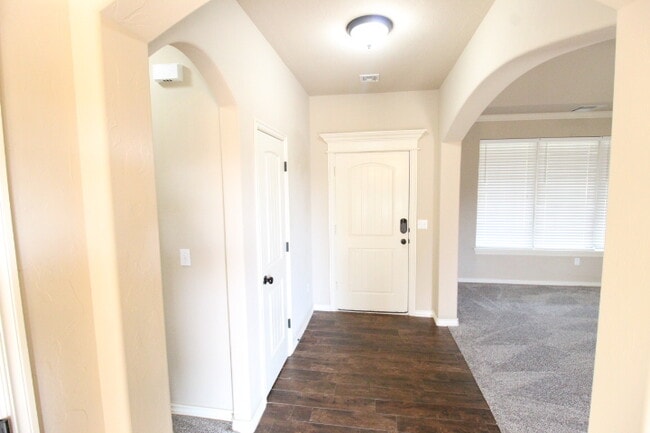 Photo - 20638 Frontier Pl