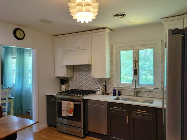 Photo - 616 Oak Dr