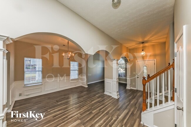 Photo - 419 Lake Ridge Ln