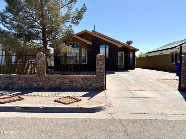 Photo - 11992 Dragon Crest Dr