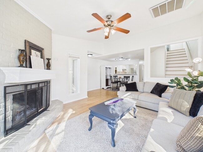 Building Photo - 7836 Bateman Ln Unit 7836
