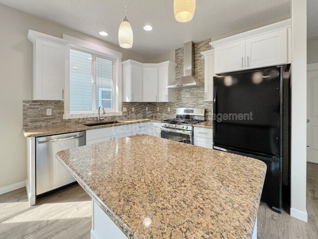 Photo - 2007 S Atlantic St