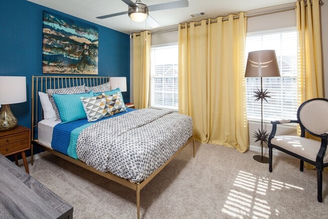 Photo - Ansley at Town Center Apartments