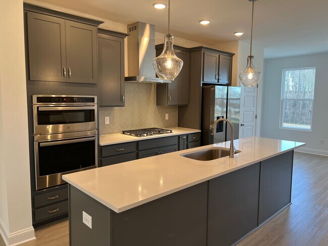 Photo - 2006 Eva Pearl Dr