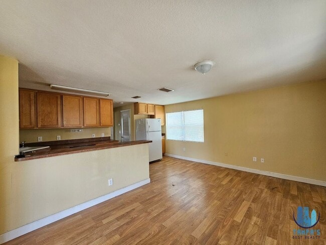 Photo - 1 Bed 1 Bath Apartment at the Casabella Apartments in Clearwater, FL *MOVE-IN SPECIAL* Unit EVERGREEN#117-205