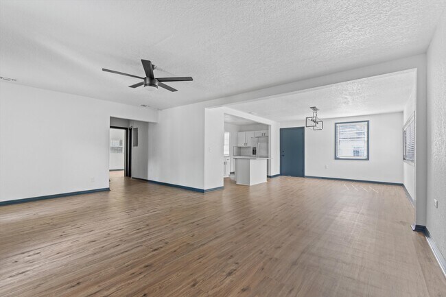 Photo - 3744 Eve Dr E