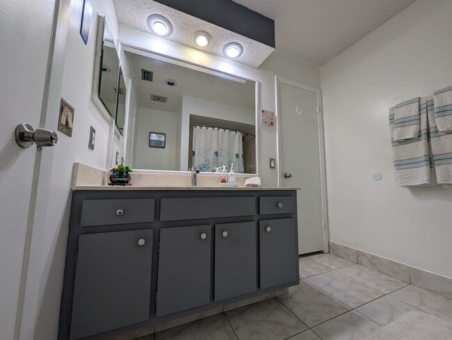 Photo - 15260 SW 45th Ter Unit Lakes of Meadow
