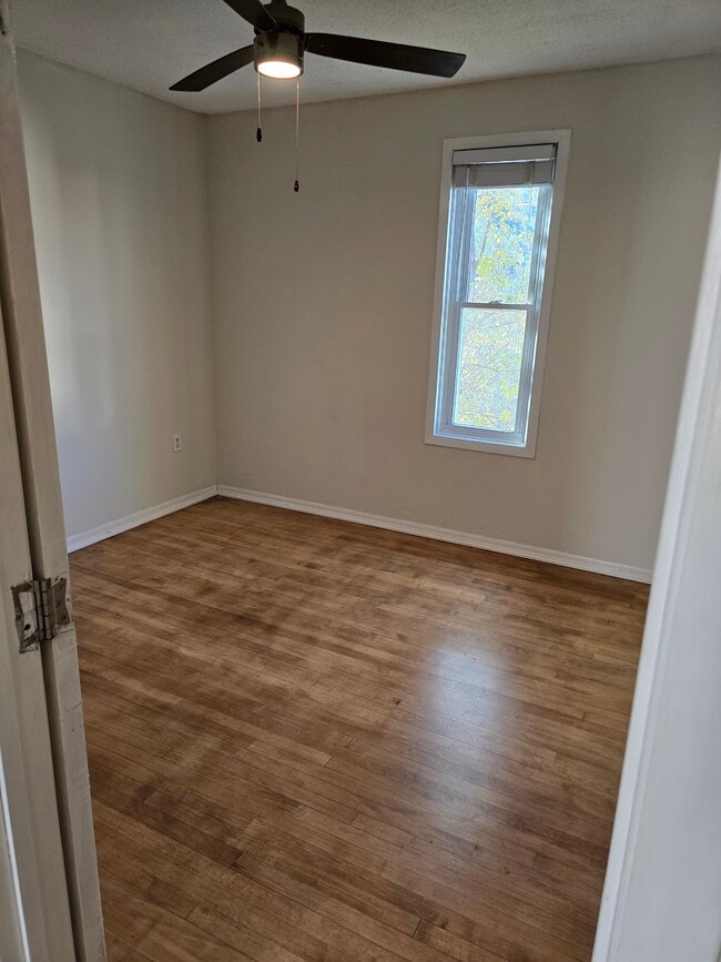 Photo - 211 17th Avenue Northeast