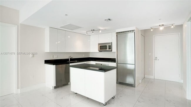 Photo - 92 SW 3rd St Unit 1803