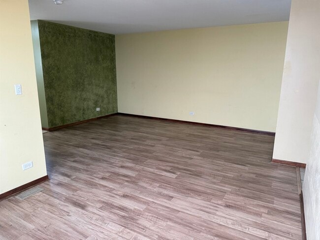 Photo - 510 Timber Dr