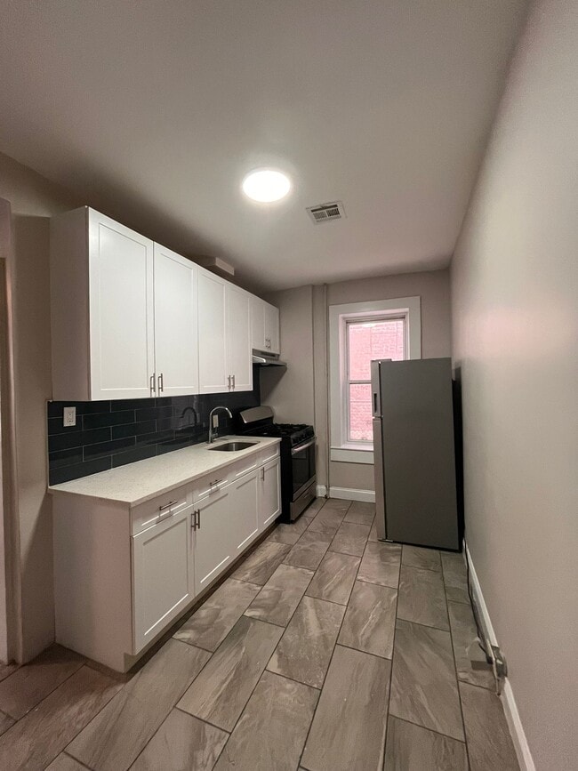 Photo - 240 Fowler Ave Unidad 3