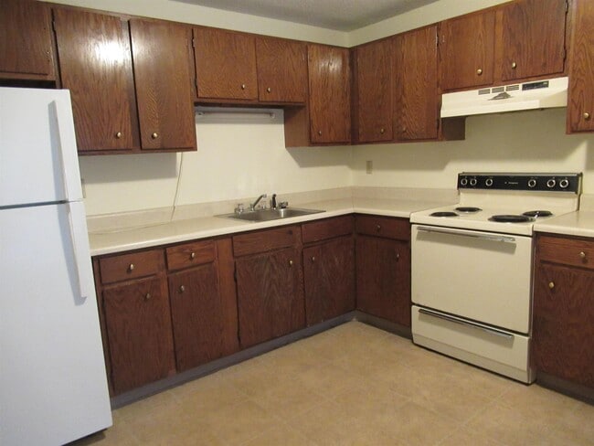 Photo - 1225 Bodwell Rd