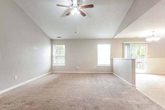 Photo - 36 W Pine Ridge Dr