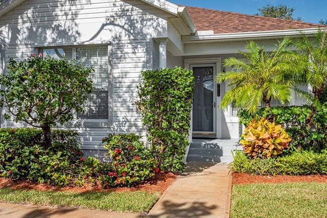 Photo - 7652 15th St