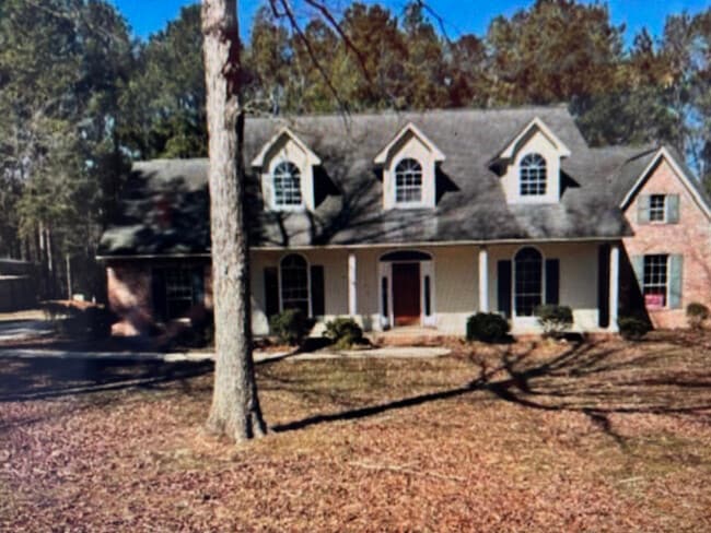 Building Photo - 5506 Oakwood Dr Rental