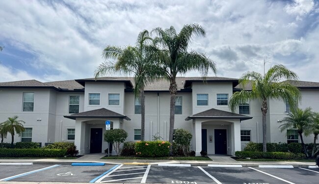 9093 Gervais Cir Unit 1905