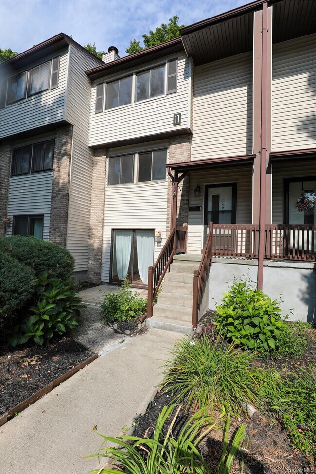 259 Village Ct