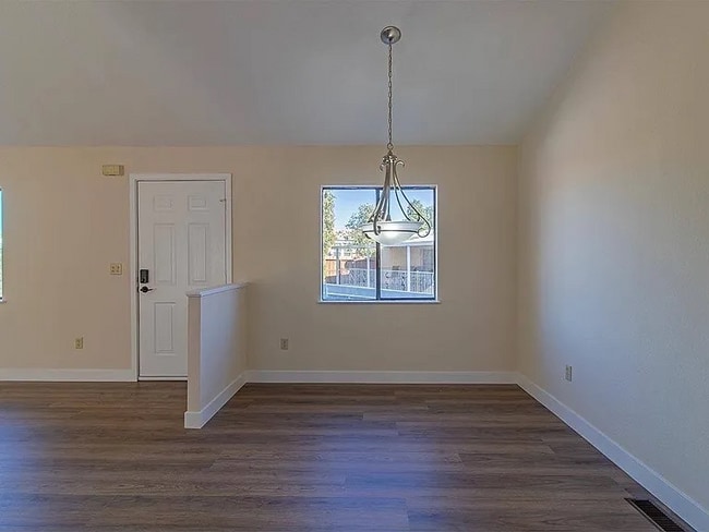 Photo - 426 Waterbrook Dr