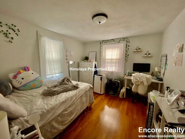 Photo - 136 Burget Ave