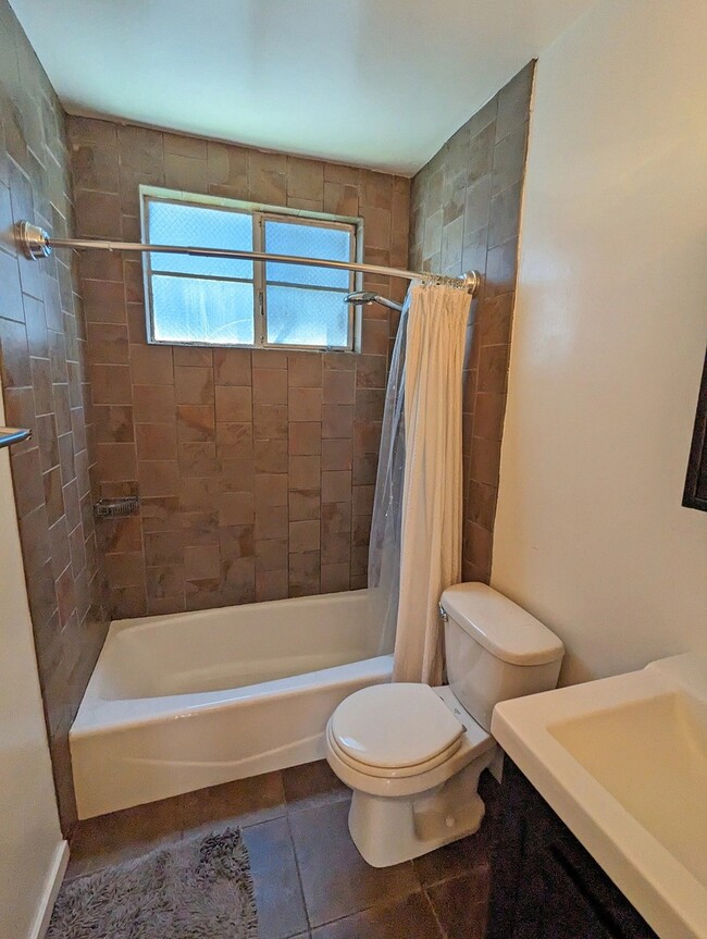 Photo - 8120 Norton Ave Unit 2