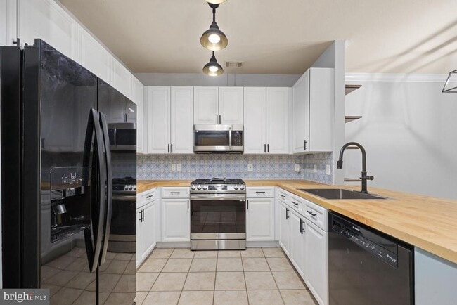 Building Photo - 9480 Virginia Center Blvd Unit 329