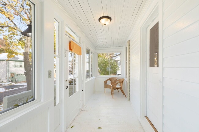 Photo - 331 Granby Rd