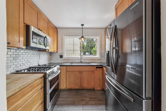 Photo - 1040 N Capitol Ave Unit 1