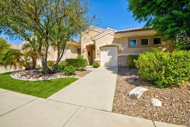 Building Photo - 78652 Alliance Way Rental