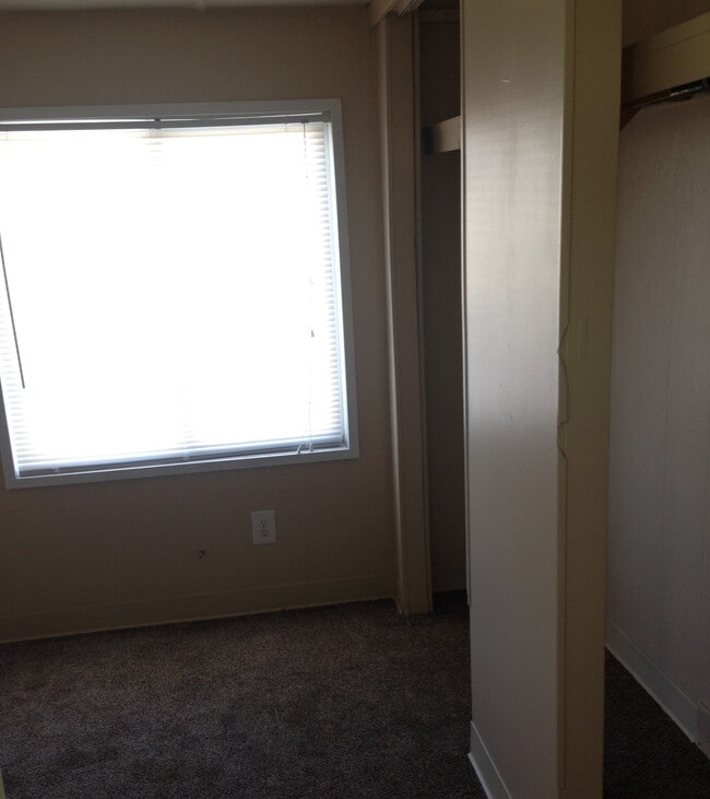 Photo - 1900 S 1100 W