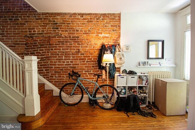 148 Adams St NW