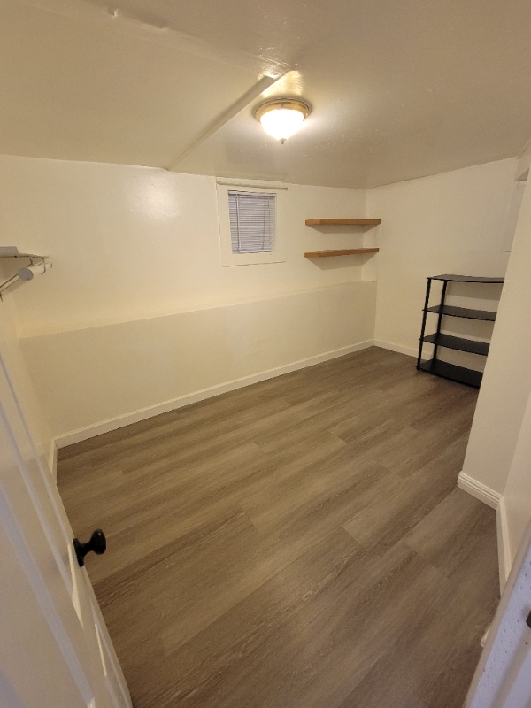 Photo - 241 Tingley St