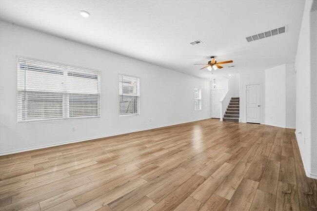 Photo - 8008 Purple Aster Pass