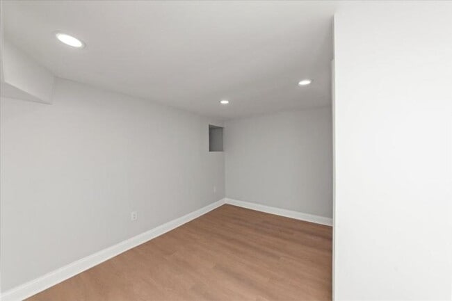 Photo - 3 bedroom in Chicago IL 60640 Unit Garden