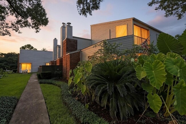 Building Photo - 1532 Prairie Grove Dr