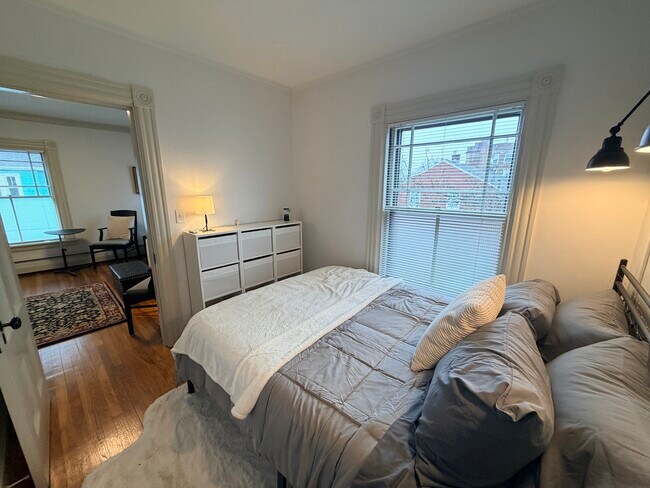 Photo - 25 Meacham St