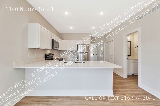 Photo - 1140 N Joye St
